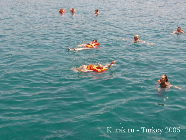 Купание в море